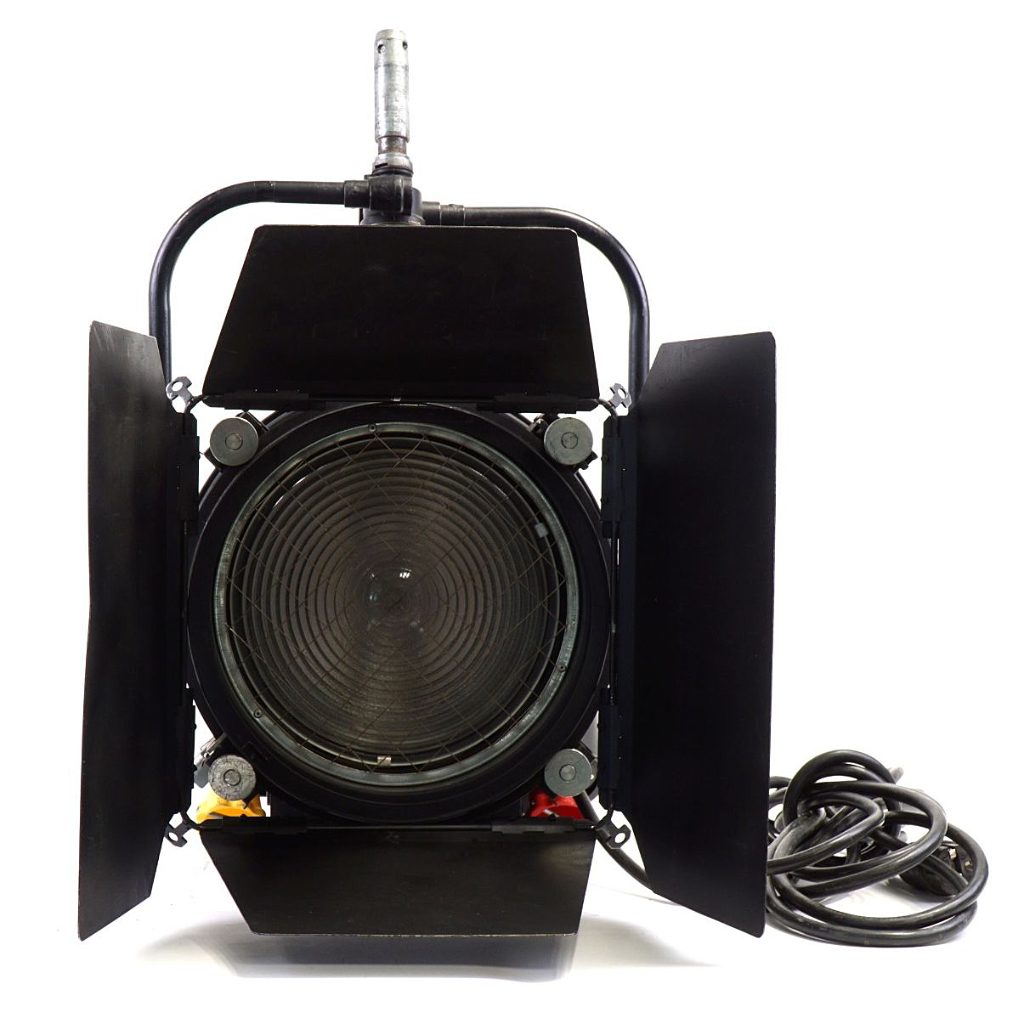 STRAND "Fresnel Lite" (2000W) - #BWF