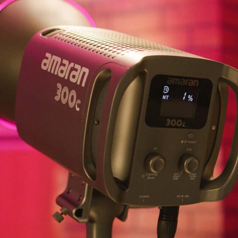 Amaran 300C, RGBWW Full Color LED Spotlicht