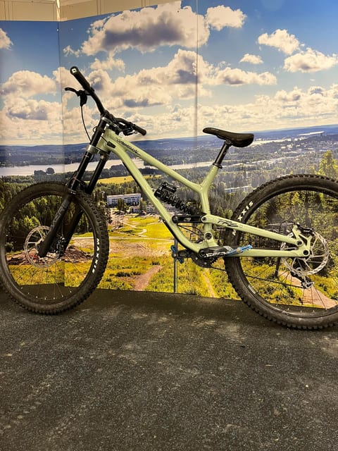 Commencal Furious Ride 2022 alamäkipyörä, koko L