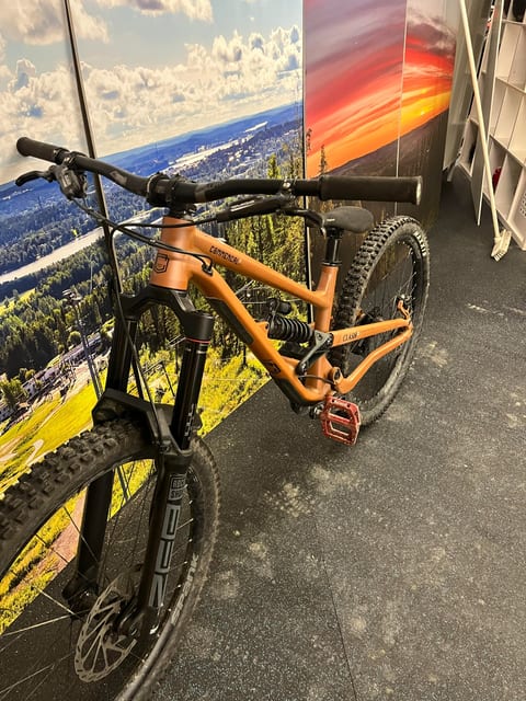Commencal Clash Ride Park edition 2022, koko S