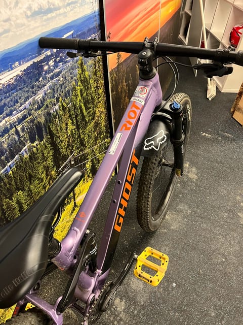 Ghost Riot Pro AL Youth 2023- enduropyörä