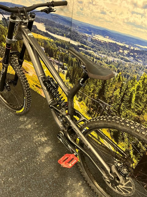 Commencal Furious Ride -alamäkipyörä 2020 koko L 